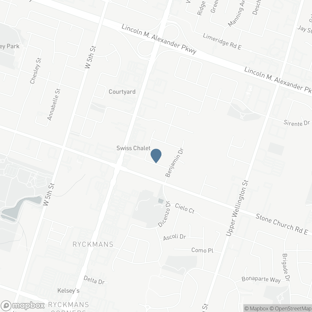 25 ERIC BURKE Court, Hamilton, Ontario L9A 5J6